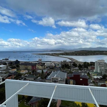 Ocean & Mountain View Lägenhet Ushuaia Exteriör bild